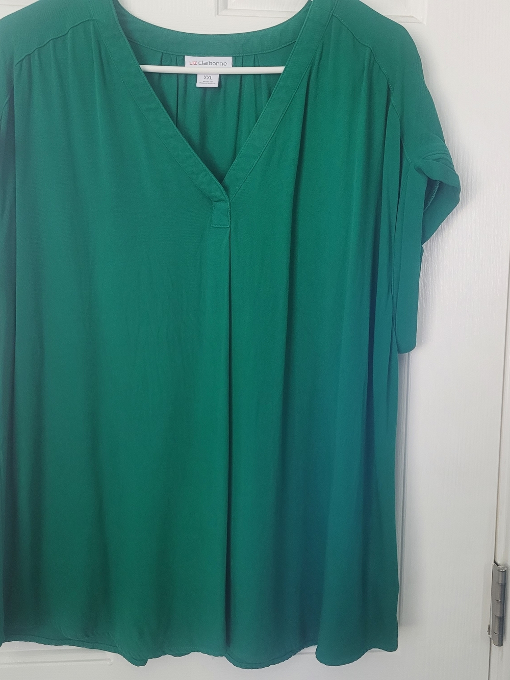 Liz Claiborne Emerald Green V-Neck Short Sleeve Blouse